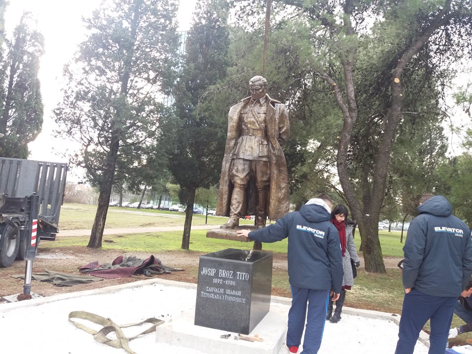 Podgorica dobila spomenik Titu