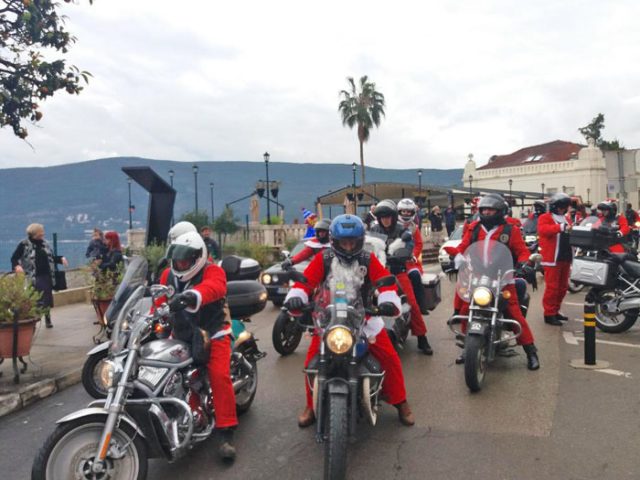 Ljudi velikog srca: Djeda Mrazevi na motoru posjetili djecu u Bijeloj