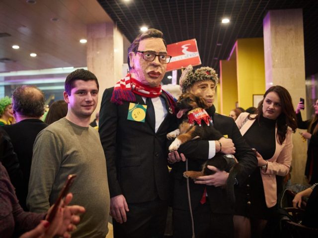“Vučić i Putin” pobjednici prvog maskenbala
