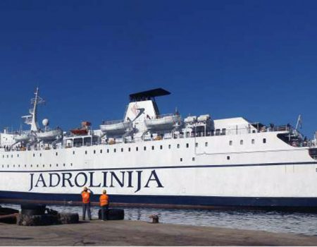 Bar i Bari ponovo će spajati hrvatski brod Dubrovnik