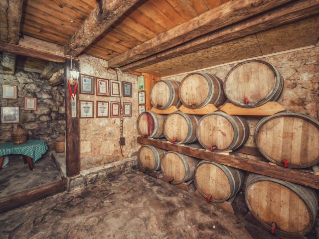 Share Montenegro kod Pajovića: Pitko vino u usuškanom virpazarskom selu