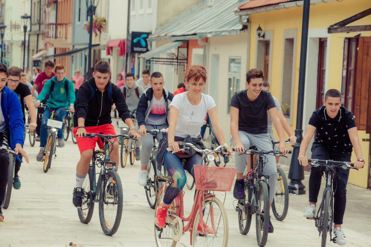 Cetinje: Izložba i vožnja bicikala kroz istorijsko jezgro grada