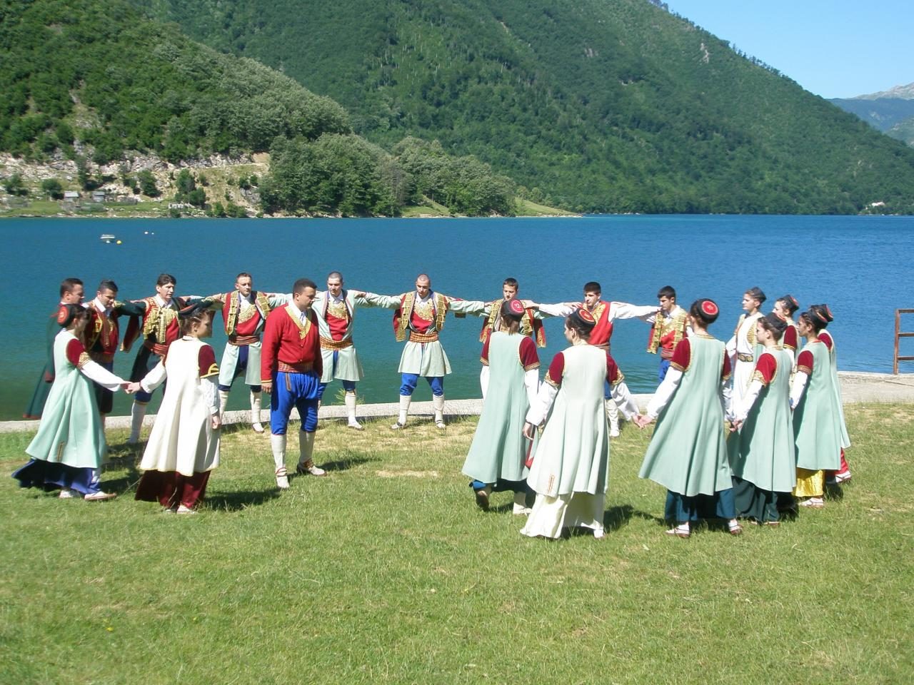 Besplatan kurs: Naučite crnogorsko oro