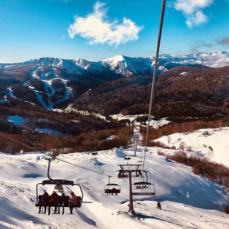 Skijaši, provedite vikend na stazama Žabljaka i Kolašina!