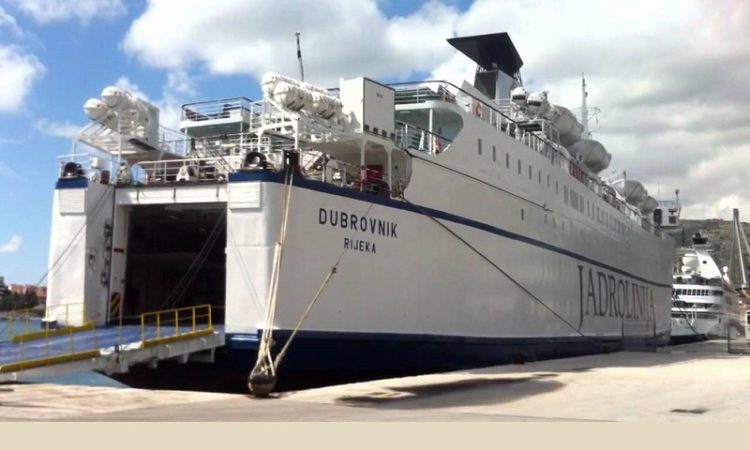 Bar i Bari i ove godine spajaće brod Dubrovnik