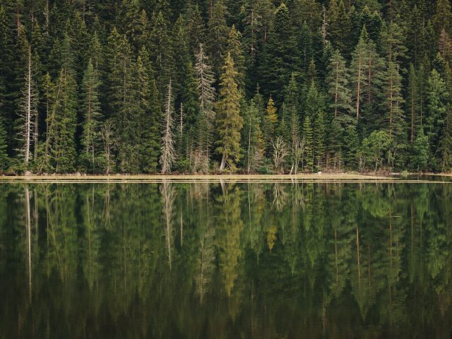 Zminičko – jezero koje miriše na jesen