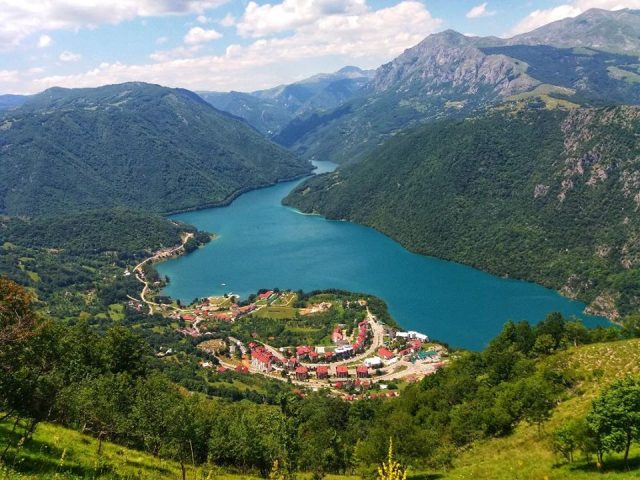 A hill overlooking the beauties of Piva Lake