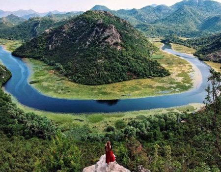 Ljepote Skadarskog jezera u slikama na Rijeci Crnojevića