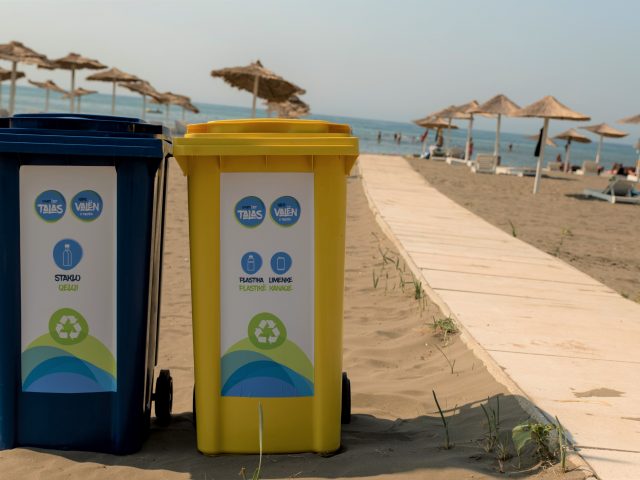 Plaža+reciklaža= Čist talas