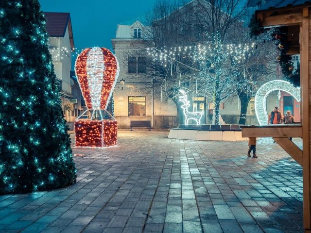 Očaravajuće na Cetinju: Počela Novogodišnja priča