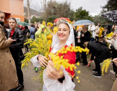 Mimoza miriše i poziva: Fešta je počela!