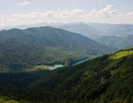 Visoko iznad svakodnevice, kroz staze koje testiraju granice…