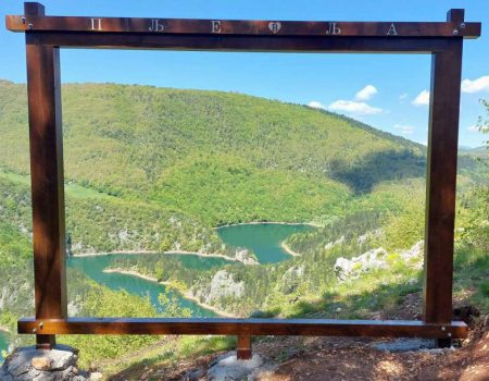TO Pljevlja postavila panoramske ramove na vidikovcu meandri Ćehotine i Kosanica