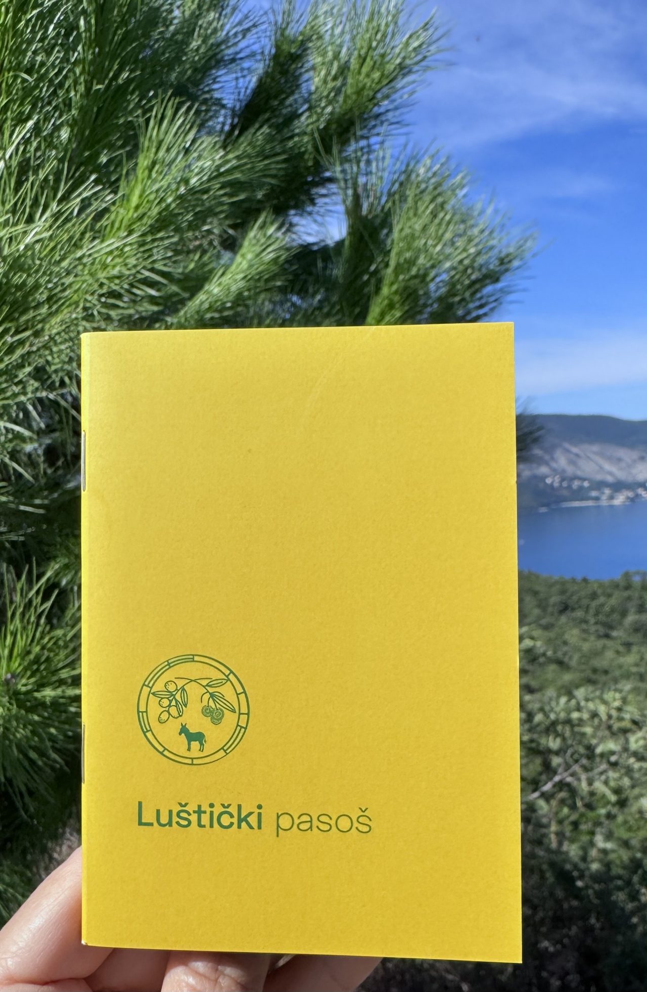 Novi turistički proizvod „Luštički pasoš”: Vodič kroz 12 jedinstvenih lokaliteta Tivta i Herceg Novog