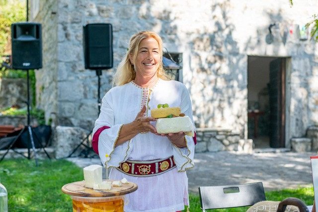 Okusite tradiciju: Jesenji sajam domaće trpeze u selu Kameno