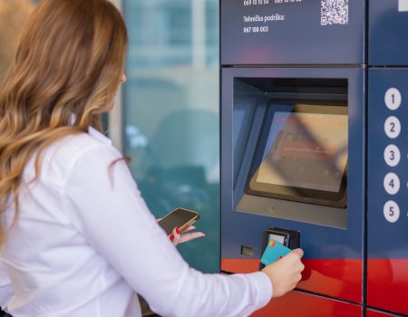 Black Friday bez redova i nervoze – Zašto se isplati koristiti paketomate