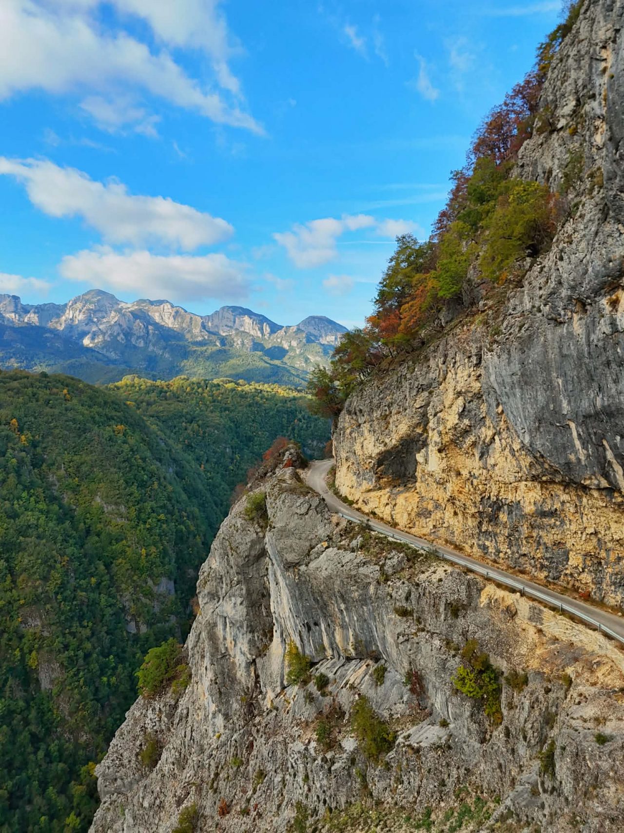 Crna Gora van mapa kroz objektiv Gorana Musića