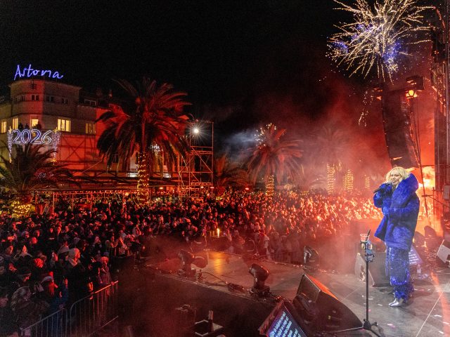 U Tivtu spektakularan doček Nove godine