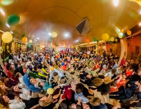 „Chat gpt“ i „Ko će gledat ove jade“ pobjednici maskenbala 57. Praznika mimoze