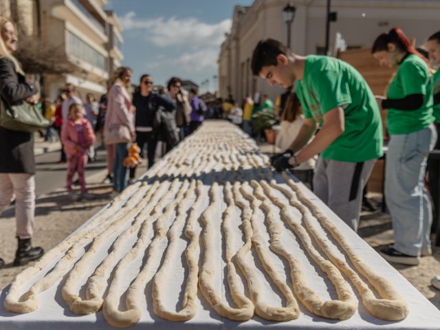 „Školski gušti“ održali najljepšu lekciju zajedništva i razvukli njoku od 425 metara