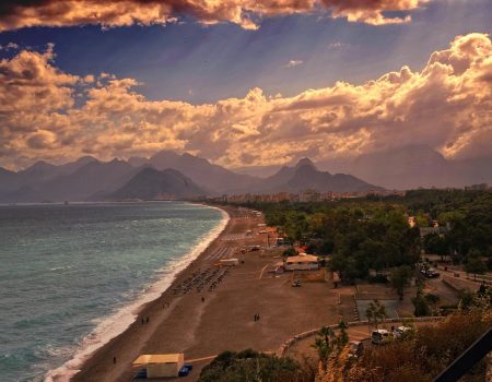 Od ljeta nova avio linija Podgorica – Antalija