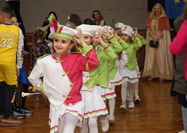 Otvorene Tradicionalne zimske karnevalske fešte