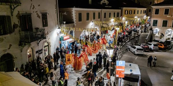 Više od 600 učesnika na međunarodnom karnevalu 57. Praznika mimoze