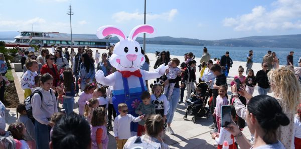 U susret Uskrsu: Djeca biraju Tivat za praznike