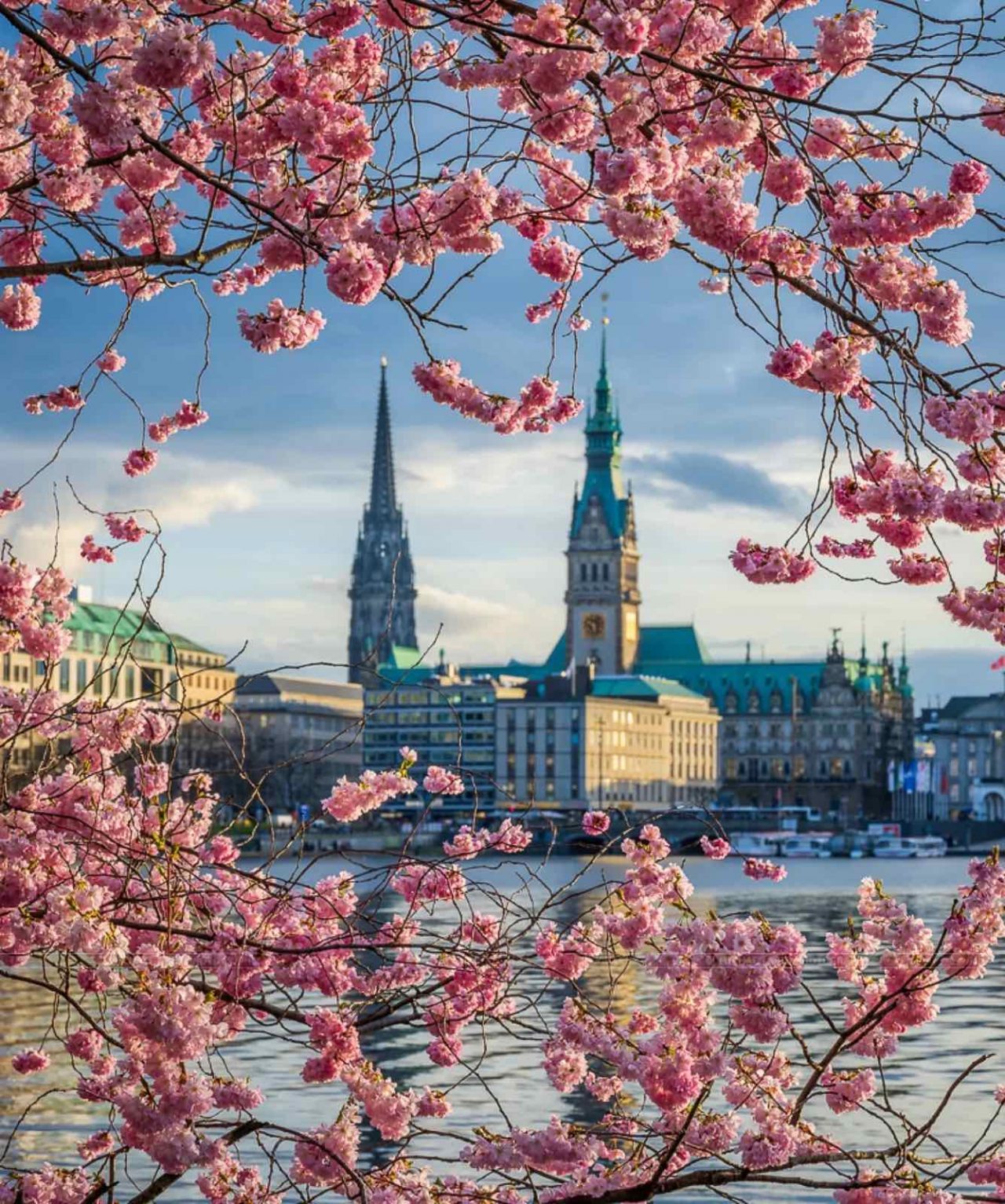 Nova avio linija Podgorica – Hamburg saobraća od danas