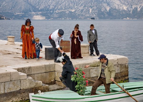 Vrijeme je za feštu i Stoliv pun kamelija