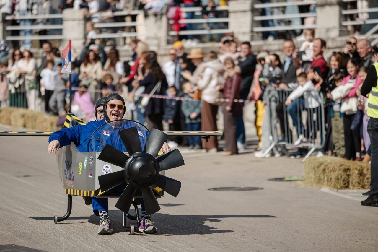 Trka karića pomjerila je ponovo granice