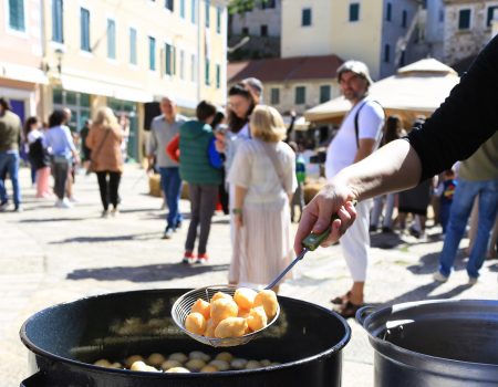 Dva uskršnja vikenda u Novom: “Biram radost” za cijelu porodicu!