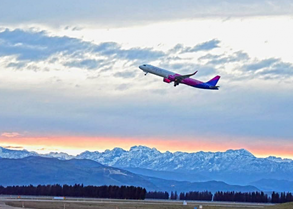 Wizz Air otvorio bazu u Podgorici i 17 novih linija