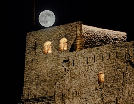 Noć tvrđava 8. maja na Forte Mare
