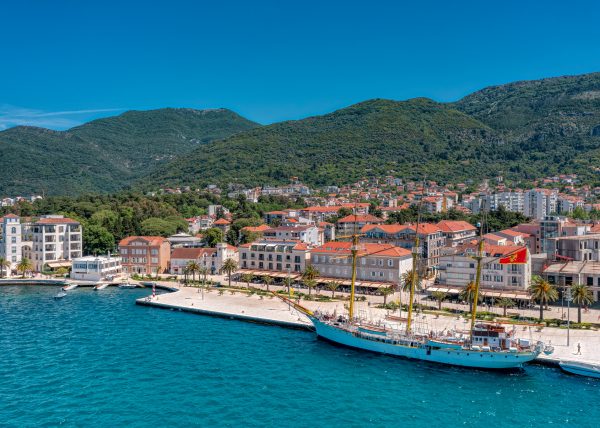 TO Tivat u susret sezoni: Pripreme u punom jeku, Festival vjetra od 24. aprila