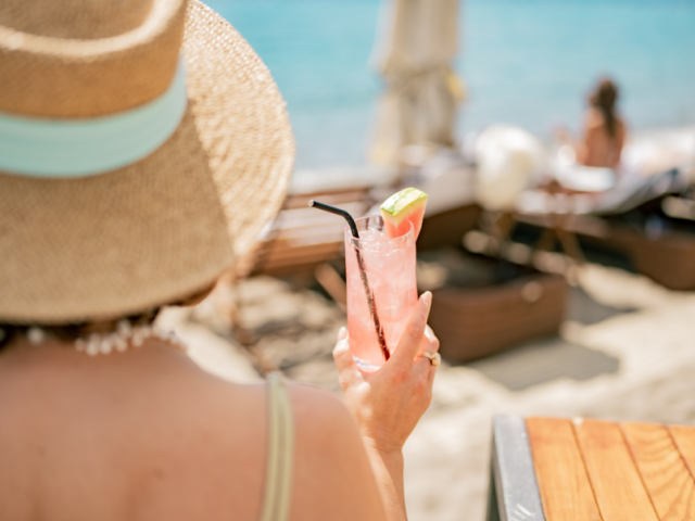 Dukley Riviera organizuje veliku BBQ žurku na plaži tokom praznika povodom Dana nezavisnosti