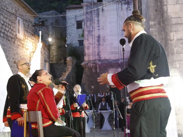 Tri magične noći u Perastu: Festival klapa od 19. do 21. juna