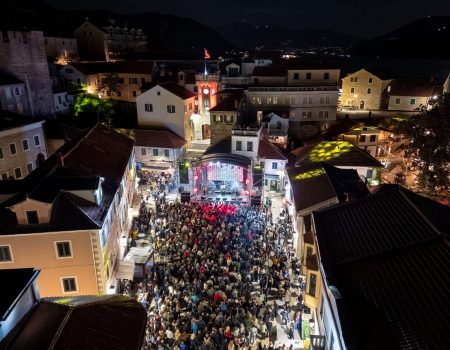 Prvomajski koncerti u Novom privukli veliki broj gostiju: Yu grupa oduševila, večeras Kaliopi