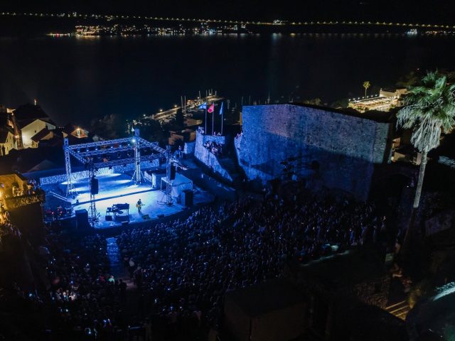 Bryan Adams oduševio publiku na Kanli Kuli
