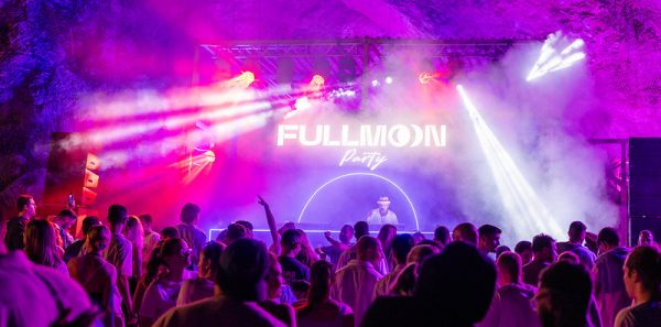 Full Moon Festival: Manda Moor nastupa 30. juna u Luštica bay-u