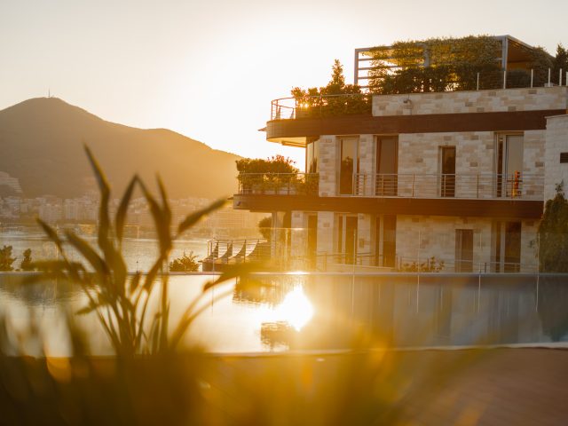 Infinity Pool & Tapas: Budva’s Most Scenic Summer Evenings