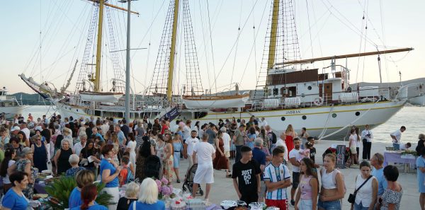 Žućenica fest u Tivtu: 22 godine čuvanja ukusa, tradicije i zajedništva