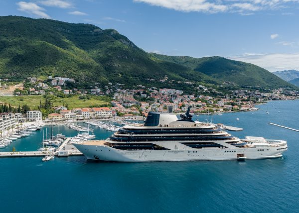 Portonovi marina ugostila inauguralni brod Four Seasons Yachts