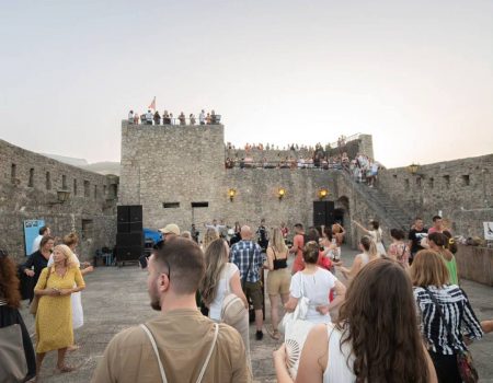 Dočekajmo ljeto na Forte Mare uz hitove Madonne!