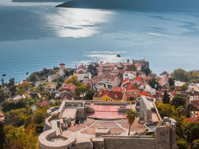 Herceg Novi je muzička destinacija ljeta: Bryan Adams, Gipsy Kings, Amira Medunjanin i Rosenberg Trio na Kanli Kuli