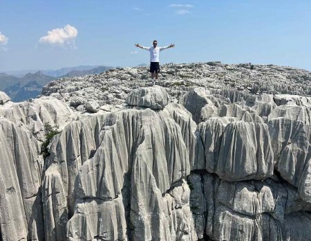 Kroz kameni lavirint: Spremni za (avan)turu do Treštenog vrha?