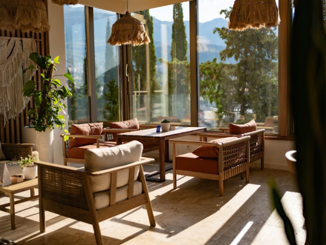 Benedict Café Reimagined: Chic Atmosphere and European Classics Reinterpreted by a New Culinary Team