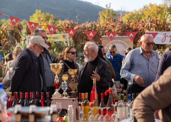 ’Dani divljeg šipka’ 7. novembra: Ukus tradicije ponovo na jednom mjestu