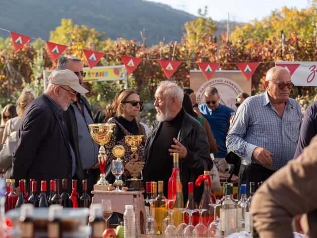 ’Dani divljeg šipka’ 7. novembra: Ukus tradicije ponovo na jednom mjestu